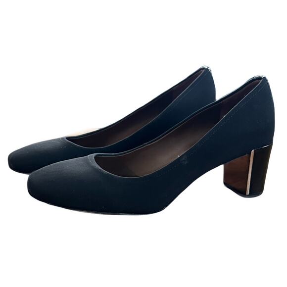 Donald J. Pliner Shoes - Donald J Pliner Black Heels Size 8 M